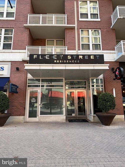 unit-906-157 Fleet St, OXON HILL, MD, 20745-1594 | Card Image