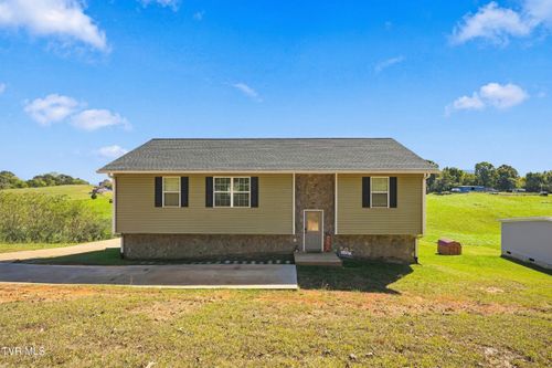 135 Sunnyside Road, Greeneville, TN, 37743 | Card Image