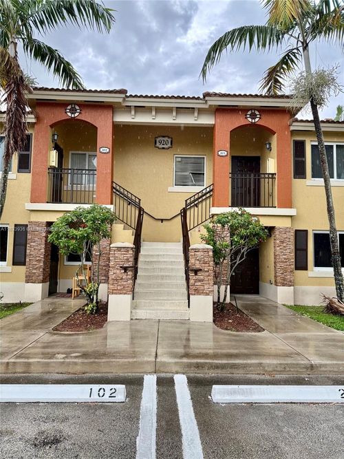 unit-103-920 Ne 33rd Ter, Homestead, FL, 33033-5332 | Card Image