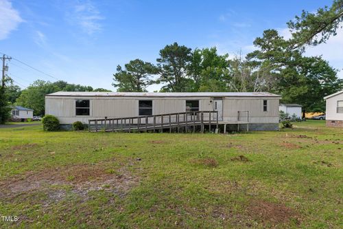 2408 Moore Ave, New Bern, NC, 28562-6130 | Card Image