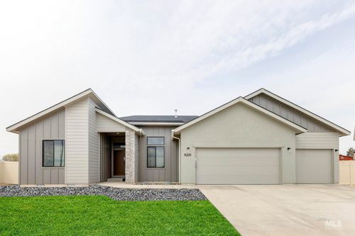 5131 Castleton Ave, Nampa, ID, 83686-1090 | Card Image
