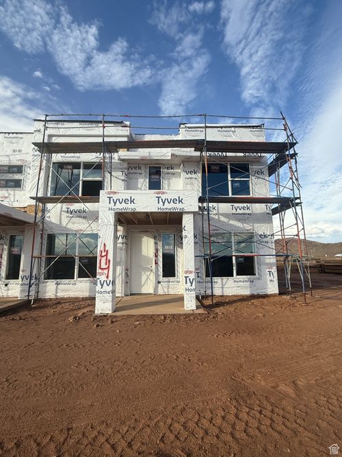 1058 E Malibu Ln, Washington, UT, 84780 | Card Image