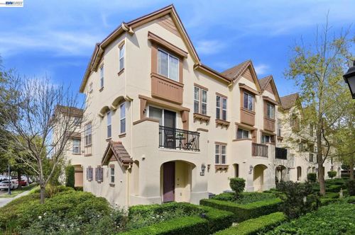 unit-15-152 Heligan Ln, Livermore, CA, 94551-6477 | Card Image