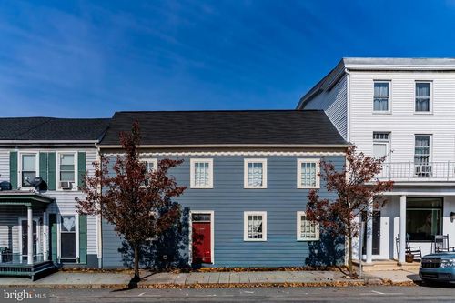 20 W Main St, NEW BLOOMFIELD, PA, 17068-9603 | Card Image