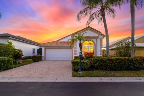 11905 Fountainside Cir, Boynton Beach, FL, 33437-4925 | Card Image