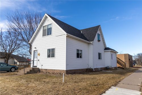 221 Miner Ave E, Ladysmith, WI, 54848-1827 | Card Image