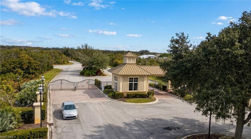 22820 Yellow Button Ln, ALVA, FL, 33920-1318 | Card Image