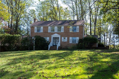 416 Dragon Rouge Dr, Greensburg, PA, 15601-5900 | Card Image