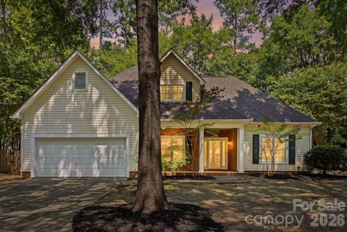 7119 Bevington Woods Ln, Charlotte, NC, 28277-3582 | Card Image