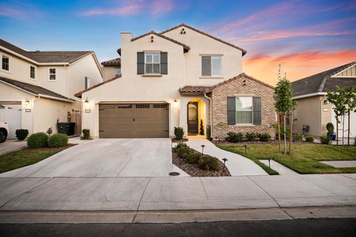 2050 Starwood Dr, Riverbank, CA, 95367-0912 | Card Image
