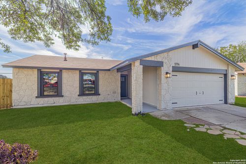 5714 Green Manor St, San Antonio, TX, 78223-4220 | Card Image