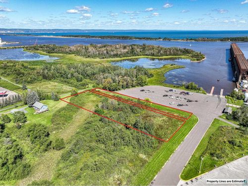 xx 30th Ave E, Superior, WI, 54880 | Card Image