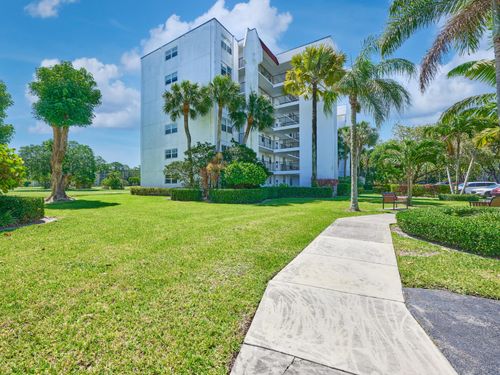 202c-3597 Birdie Dr, Lake Worth, FL, 33467-2876 | Card Image