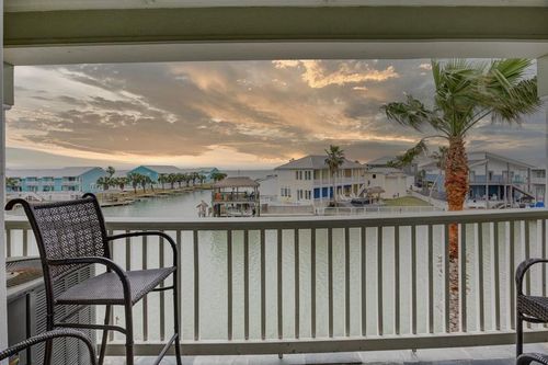 315-2290 N Fulton Beach Rd, Rockport, TX, 78382-9677 | Card Image