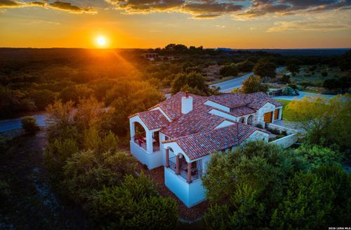 5 Di Lusso Dr, Boerne, TX, 78006-4703 | Card Image