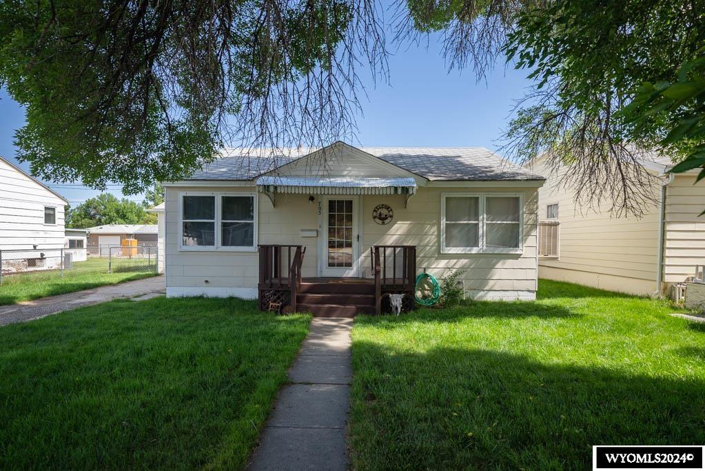 Thomas Ave, Worland, WY 82401