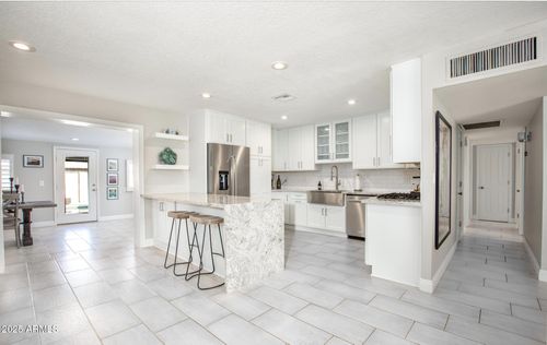 8408 E Lewis Ave, Scottsdale, AZ, 85257-2402 | Card Image
