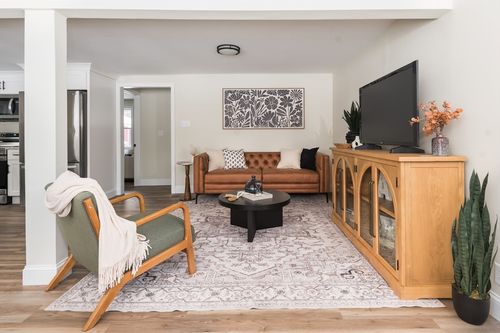 9 Everett St, Carver, MA, 02330-1520 | Card Image