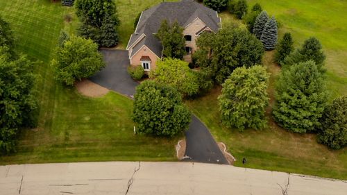 3702 Homestead Trl, Prairie Grove, IL, 60012-2067 | Card Image