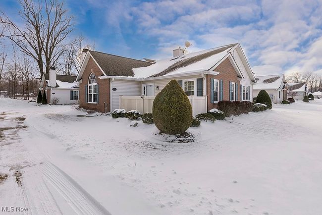 UNIT-6 - 7572 Monterey Bay Dr, Condo with 2 bedrooms, 2 bathrooms and null parking in Mentor-On-The-Lake OH | Image 8