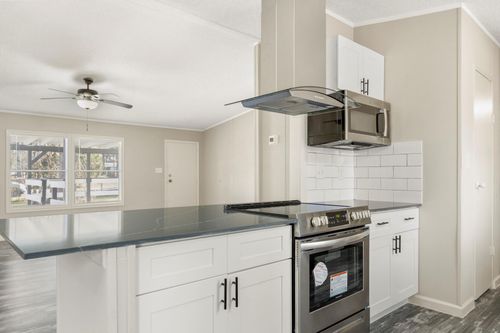 11438 Creek Dr, Cleveland, TX, 77328-6809 | Card Image