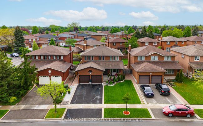 74 Belview Ave, House other with 5 bedrooms, 4 bathrooms and 4 parking in Woodbridge ON | Image 36