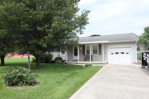 134 Woodsview Ct, Jeffersonville, OH, 43128-1109 | Card Image