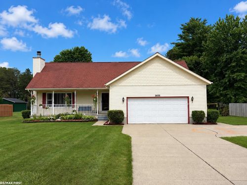 2835 W Water Street, Port Huron Charter Township, MI, 48060 | Card Image