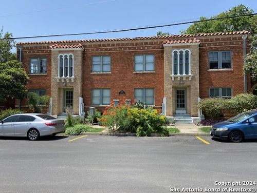 apt-4-323 Carleton Ct, San Antonio, TX, 78212-3057 | Card Image