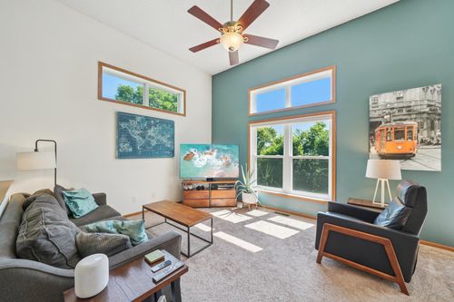 7657 Century Blvd, Chanhassen, MN, 55317-4415 | Card Image