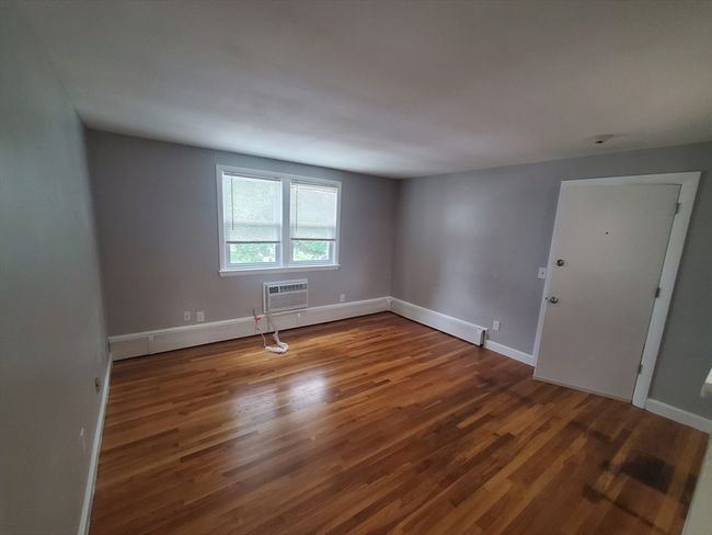APT-6 - 433 Sea St, Condo with 2 bedrooms, 1 bathrooms and 2 parking in Quincy MA | Image 4