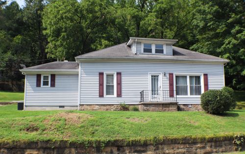 412 Main St N, Mckee, KY, 40447-9081 | Card Image