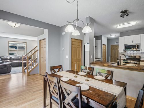 apt-l-650 Kingfisher Ln, Woodbury, MN, 55125-4889 | Card Image