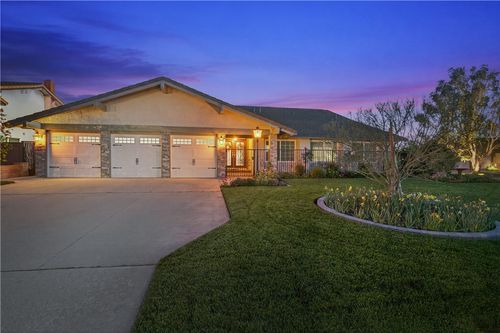 18062 Rosanne Cir, Villa Park, CA, 92861-6431 | Card Image