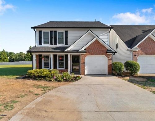 9562 Lakeview Cir, Union City, GA, 30291-6018 | Card Image