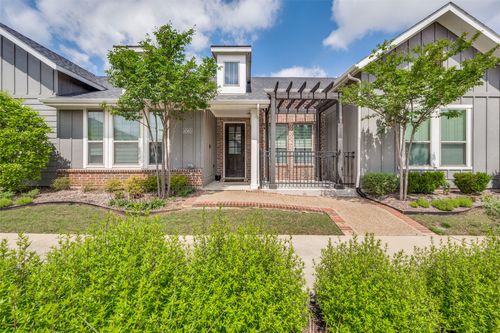 4565 Stone Valley Trl, Arlington, TX, 76005-1349 | Card Image
