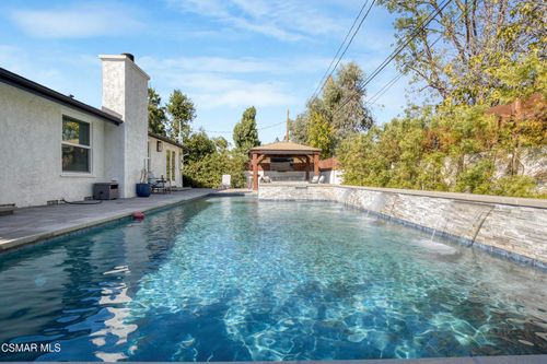 5622 Le Sage Ave, Woodland Hills, CA, 91367-5922 | Card Image