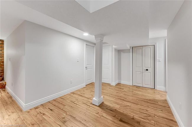 63 W 25 Th St, House other with 4 bedrooms, 1 bathrooms and 4 parking in Hamilton ON | Image 31