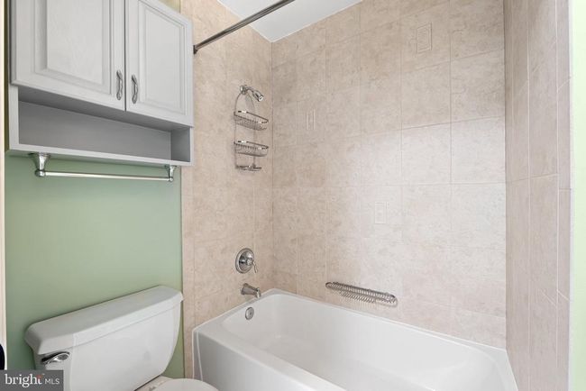 6804 Signature Cir, Townhouse with 3 bedrooms, 4 bathrooms and null parking in ALEXANDRIA VA | Image 20