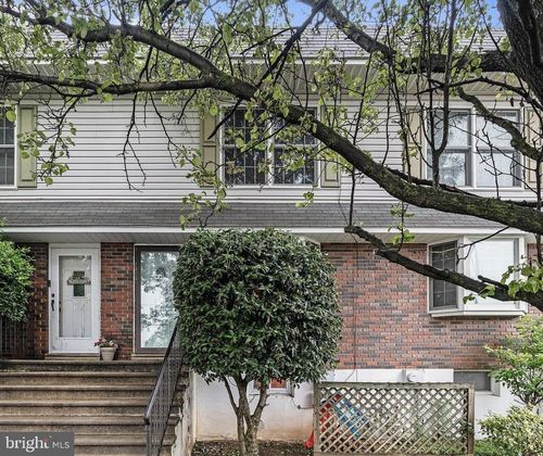 377 E Madison Ave, CLIFTON HEIGHTS, PA, 19018-2612 | Card Image