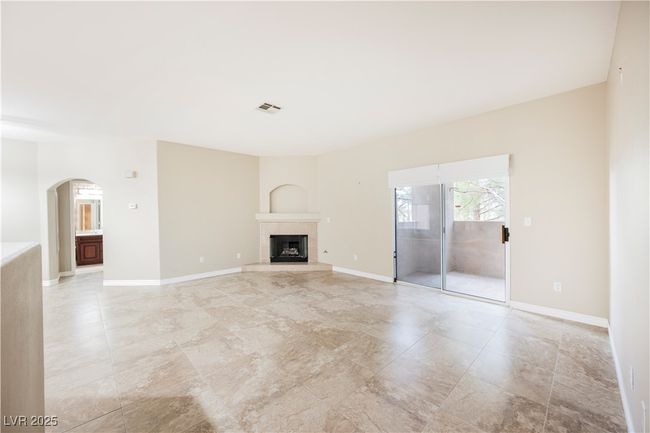 4322 - 2050 W Warm Springs Rd, Condo with 2 bedrooms, 2 bathrooms and null parking in Henderson NV | Image 5