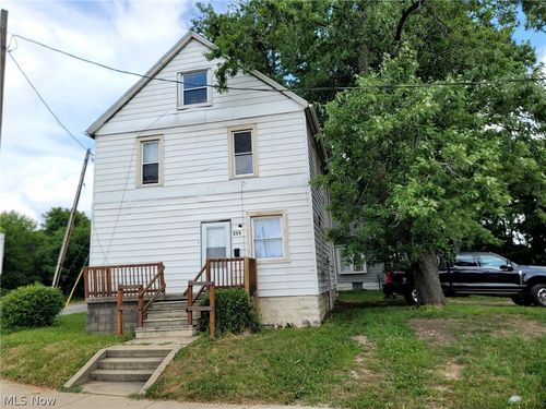 559 E Exchange St, Akron, OH, 44306-1009 | Card Image