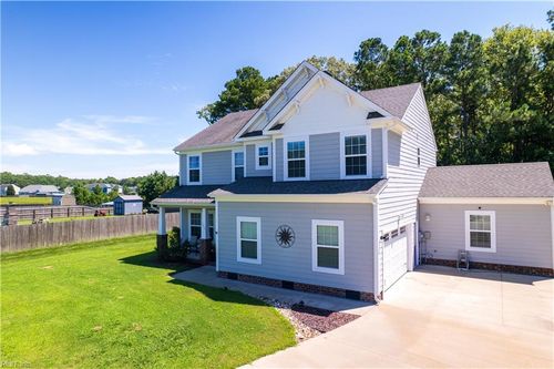111 Rosedale Ct, Moyock, NC, 27958-9663 | Card Image