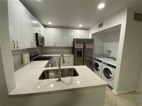 apt-b-3524 Gardens East Dr, Palm Beach Gardens, FL, 33410-5725 | Card Image