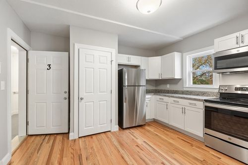 apt-3-92 Hamilton St, Worcester, MA, 01604-2236 | Card Image