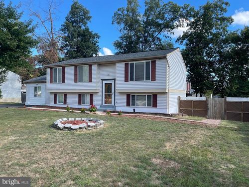 4502 Cub Run Rd, CHANTILLY, VA, 20151-1424 | Card Image