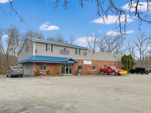 101 Northside Dr, Bennington, VT, 05201-1875 | Card Image