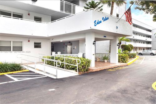 312-3600 Ne 170th St, North Miami Beach, FL, 33160-3140 | Card Image