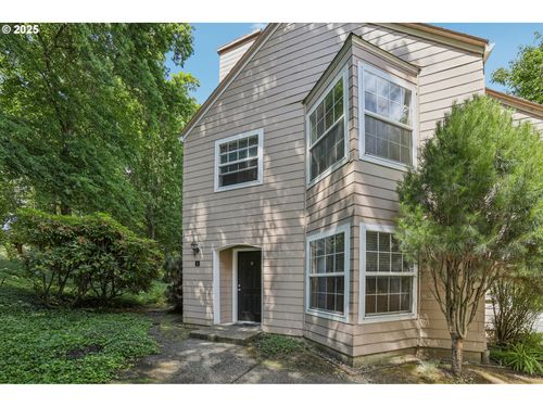 b-8410 Sw Curry Dr, Wilsonville, OR, 97070-7885 | Card Image