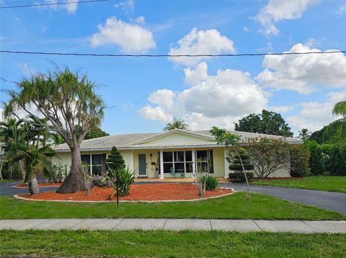 8405 Nw 38th St, Coral Springs, FL, 33065-2903 | Card Image
